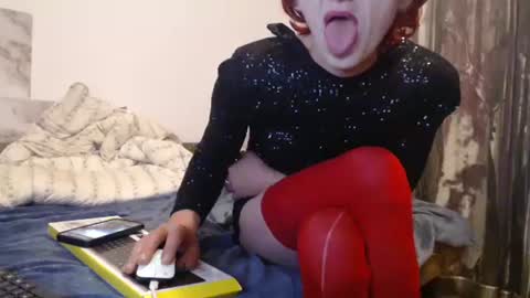 danatrans83 online show from December 16, 7:31 pm