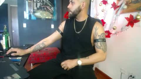 danbury online show from December 13, 8:48 pm