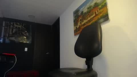 Snapshot of danbury44 chatting on October 11, 9:40 pm danbury online show from October 11, 9:40 pm