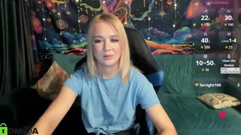 dances_queen online show from February 27, 8:40 am