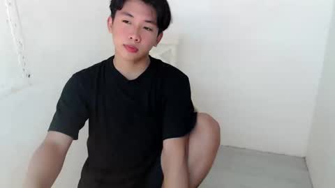   online show from December 6, 12:11 pm