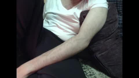 Snapshot of dani5o5 chatting on February 26, 9:53 pm Danial online show from February 26, 9:53 pm