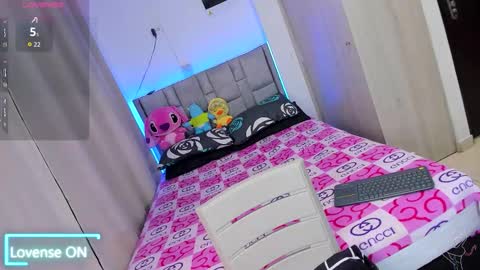 Snapshot of dani_cutee_ chatting on September 23, 7:13 am Dani online show from September 23, 7:13 am