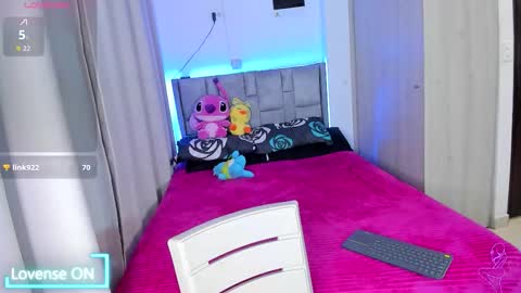 Snapshot of dani_cutee_ chatting on September 22, 1:42 am Dani online show from September 22, 1:42 am