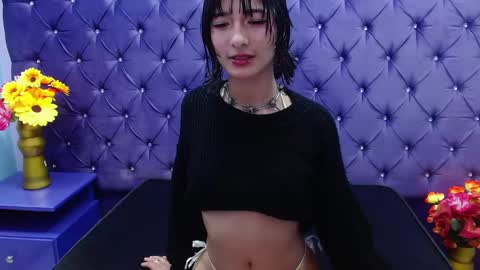 dani_dream online show from December 12, 6:47 am