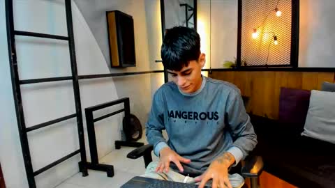 dani_mc online show from November 23, 11:52 am