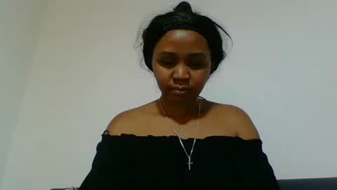 danie80704 online show from December 5, 5:28 am