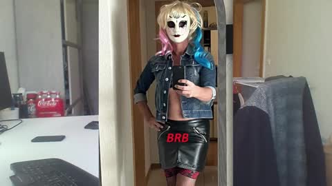 newcumer online show from December 27, 10:34 am