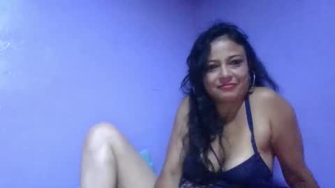 daniela_love1 online show from October 28, 9:49 pm