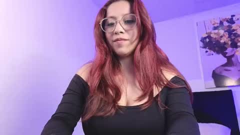 Daniela Beutler online show from December 4, 1:33 pm