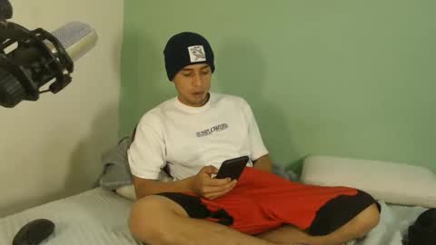 danielitopapii online show from March 13, 3:43 am