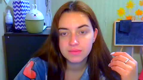 Snapshot of daniella_brunnette_ chatting on October 24, 8:26 am Daniella  online show from October 24, 8:26 am