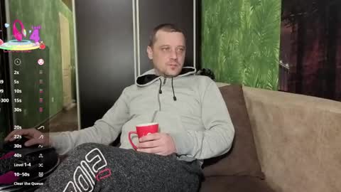 DanieloCool online show from May 6, 7:25 am