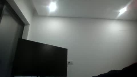 danievio21 online show from May 22, 1:18 pm
