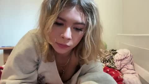 danilovexoxo online show from July 24, 6:27 pm