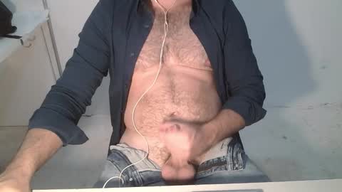 Dani Oli online show from December 1, 11:47 pm