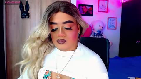 danipein online show from November 12, 11:45 am