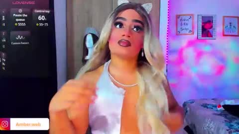 danipein online show from April 6, 11:11 am