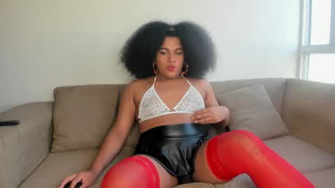 dani online show from May 15, 9:00 pm