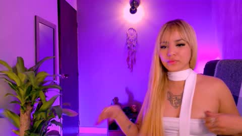 danita_veelz online show from February 25, 6:06 am