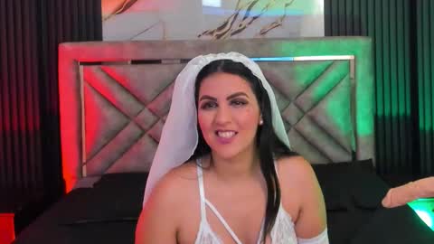 Dani whatson online show from October 31, 3:29 am