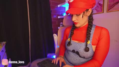 Danna Lovs online show from October 31, 7:47 pm