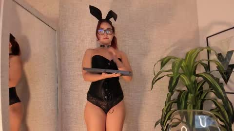 Danna Ortega online show from March 17, 11:26 am