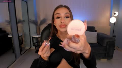 Danna Cruz  online show from October 8, 6:58 pm