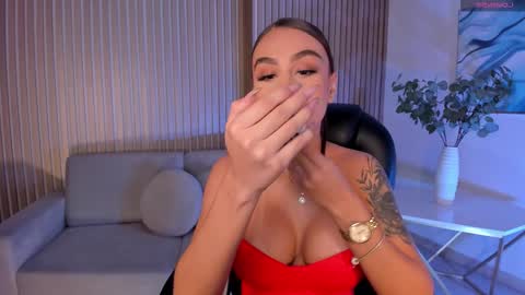 Danna Cruz  online show from October 14, 7:06 pm