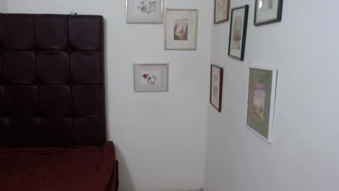 Snapshot of dannazuluaga chatting on March 5, 3:07 pm Danna online show from March 5, 3:07 pm