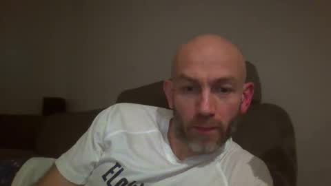 danny81boy online show from February 8, 11:24 pm