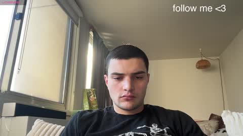 Danny online show from December 8, 3:56 pm