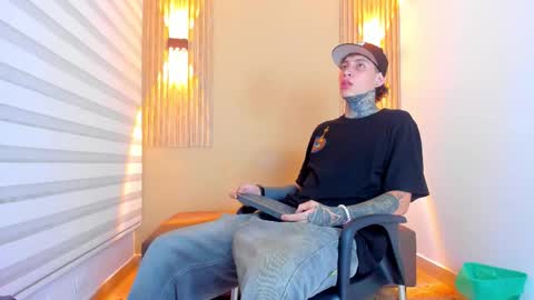 dante_armstrong online show from December 2, 3:49 am