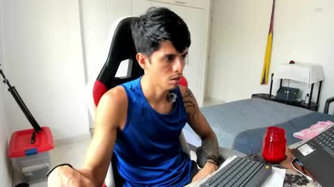 X Dante7373574 online show from June 4, 9:43 pm