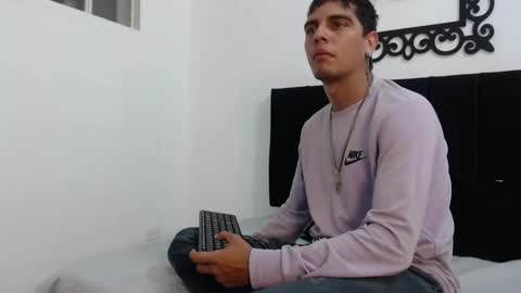 danteofdesire_ online show from May 4, 11:28 am