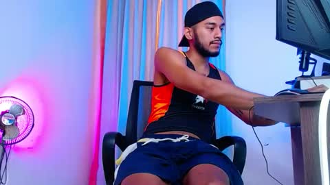 Dante Santoro online show from April 8, 12:19 pm