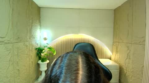 Dany online show from February 4, 1:48 pm