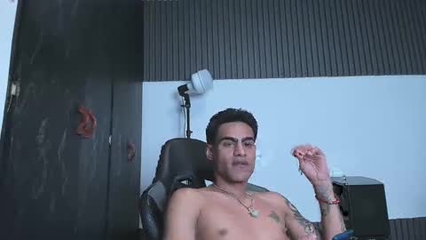 DANYELL online show from March 18, 3:01 am