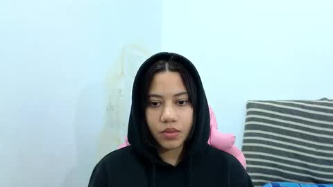 daphne985993 online show from February 11, 5:44 am