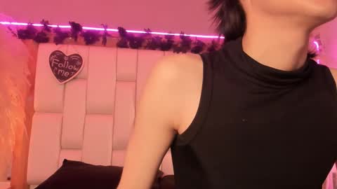 daphne_and_roger online show from March 12, 11:03 am