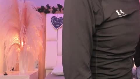 daphne_and_roger online show from March 23, 11:15 am