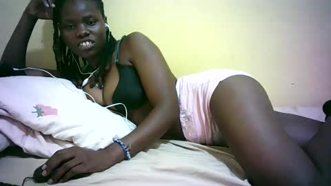 daphne online show from March 11, 7:28 pm