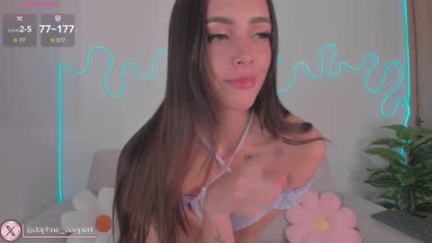 daphne_cooper1 online show from January 10, 6:08 am