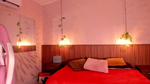 Daphne online show from January 7, 3:11 am