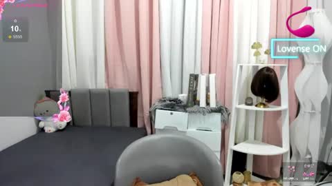 Daphne online show from July 20, 11:17 pm