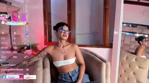 Daphne online show from September 14, 1:01 pm