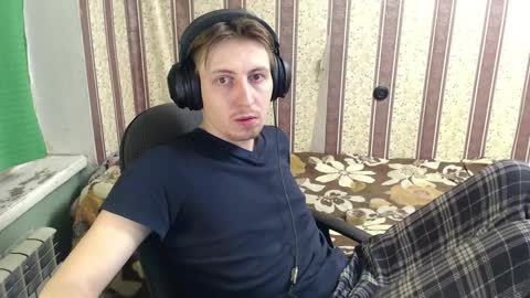 darienlarge online show from November 23, 6:50 pm