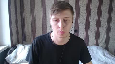 darienlarge online show from March 12, 9:02 am