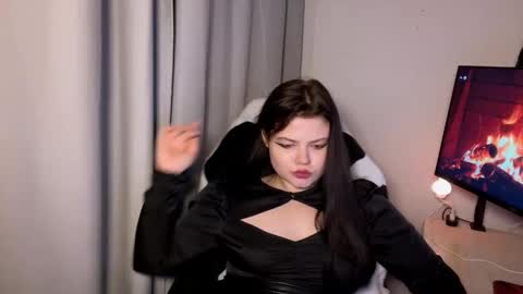 darina_wilsons online show from October 28, 7:04 pm