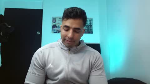 Darius Phoenix  online show from October 25, 11:05 pm